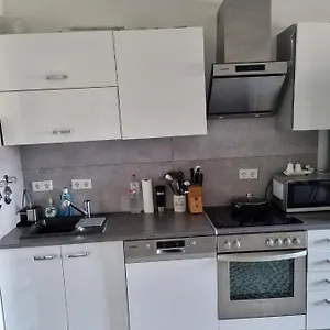Modern Urban In West Wilmersdorf Apartment Berlin