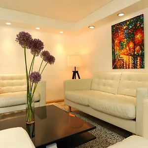 Cozy Souterrain-half-basement-apartment Included 2 Bicycles Apartment Berlin