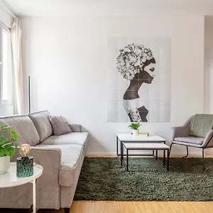 Global Living - Design I I Smart-tv I Kitchen I Apartment Berlin